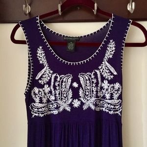 FINAL PRICE embroidered sleeveless maxi dress